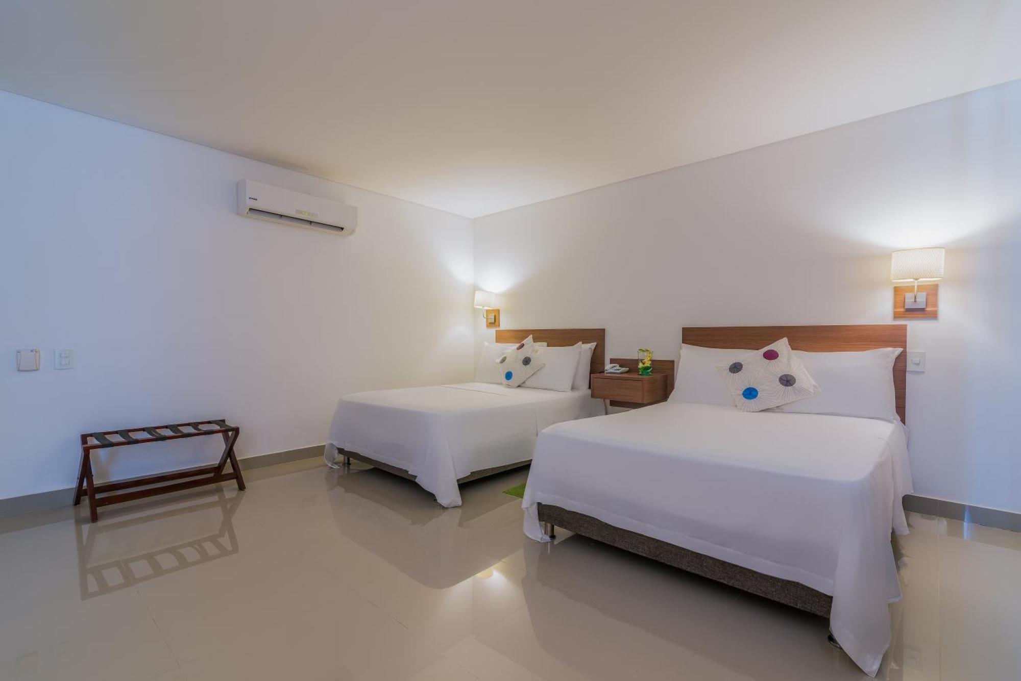 Hotel Soleira Tolu Exterior photo