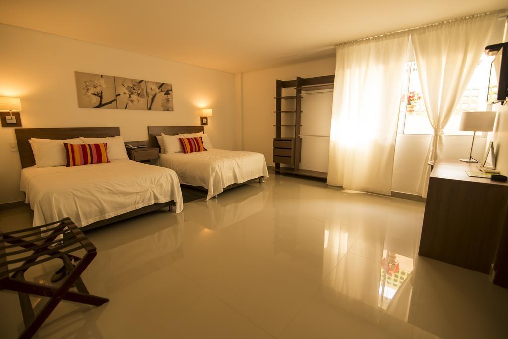 Hotel Soleira Tolu Exterior photo